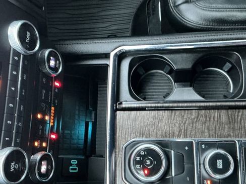 Used 2020 Ford Expedition Limited image 62