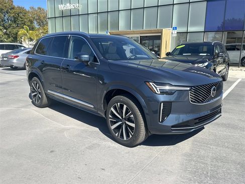 New 2026 Volvo XC90 B6 Core image 4