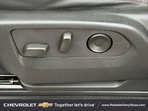 Used 2024 Chevrolet Suburban RST image 32