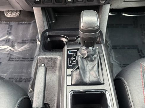 Used 2018 Toyota Tacoma TRD Pro AWD/4WD image 20