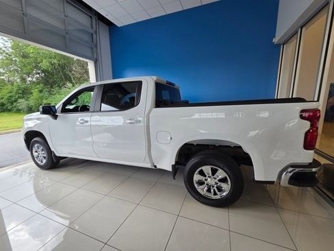 Used 2024 Chevrolet Silverado 1500 LT image 4