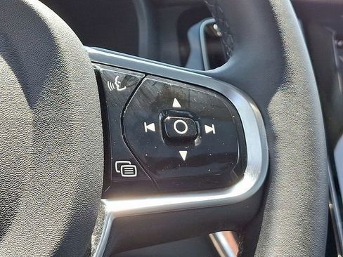 Used 2024 Volvo S60 B5 Plus image 34