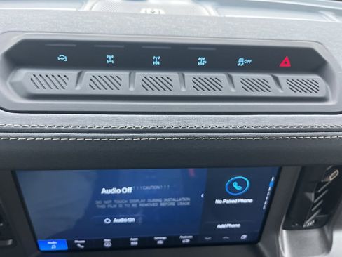 New 2025 Ford Bronco Badlands image 23