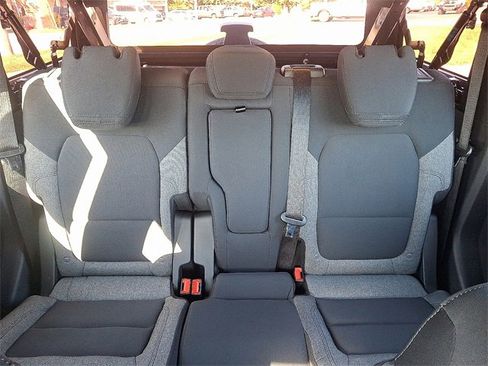 New 2025 Ford Bronco 4-Door image 16