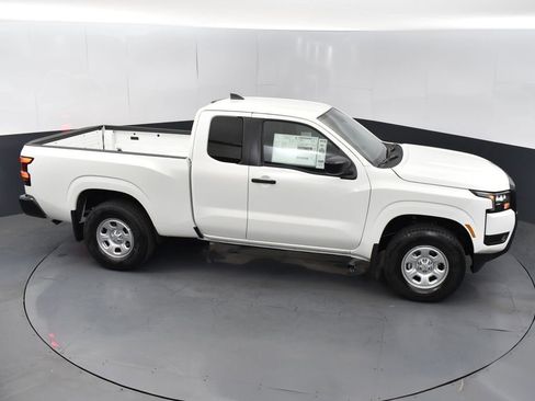 New 2026 Nissan Frontier S image 39