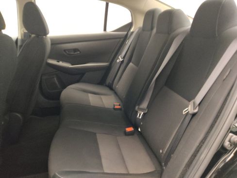 Used 2024 Nissan Sentra SV FWD image 18