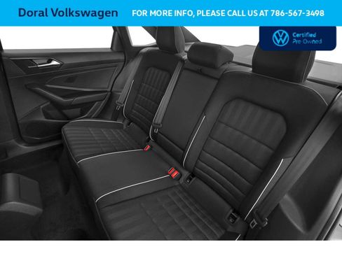 Used 2024 Volkswagen Jetta Sport FWD image 9