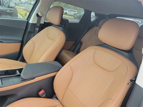 New 2025 Kia EV6 Wind image 17