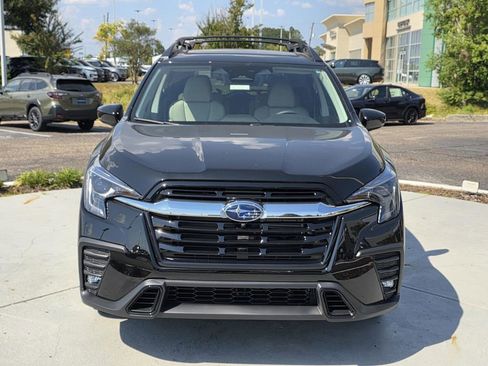 Used 2025 Subaru Ascent Limited AWD/4WD image 2
