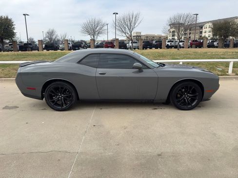 Used 2018 Dodge Challenger SXT w/ Blacktop Package image 3