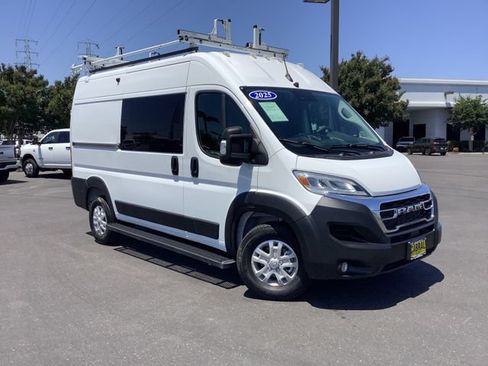 Used 2025 RAM ProMaster 1500 w/ Quick Order Package 22G SLT FWD image 2