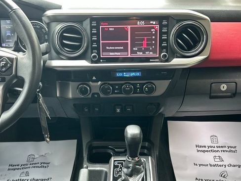 Used 2022 Toyota Tacoma SR5 w/ Technology Package AWD/4WD image 46