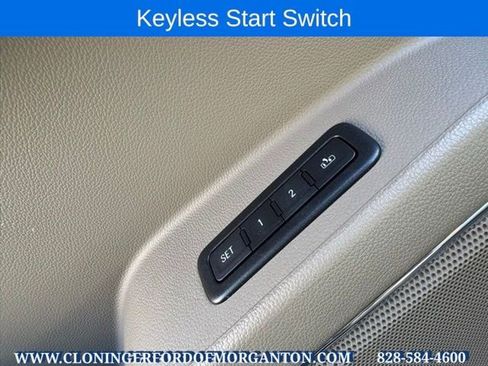 Used 2015 Chevrolet Suburban LTZ image 27