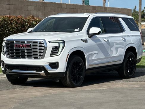 Certified 2026 GMC Yukon Denali w/ Sun & Power Step Package AWD/4WD image 8