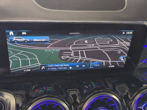 New 2025 Mercedes-Benz GLB 250 image 14