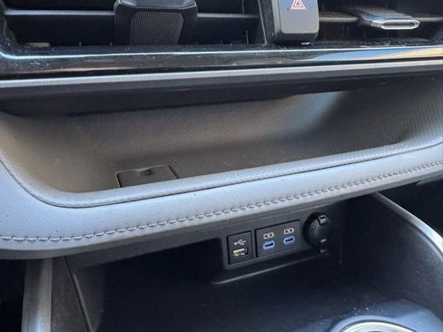 Used 2022 Toyota Highlander LE image 15