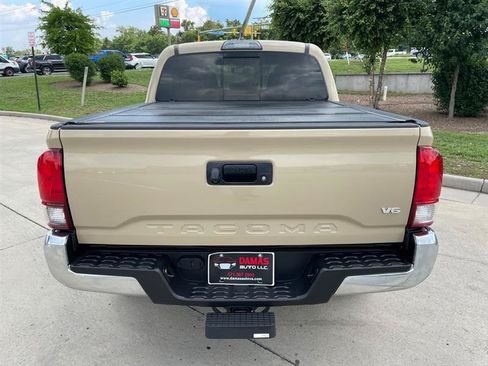 Used 2017 Toyota Tacoma TRD Off-Road w/ Tow Package (A/T) AWD/4WD image 75