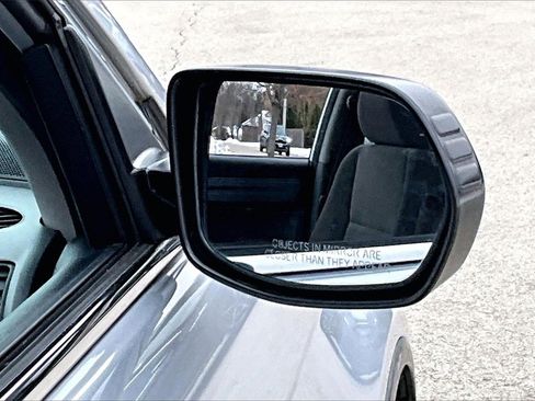 Used 2009 Honda CR-V EX image 25