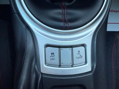 Used 2018 Subaru BRZ Premium w/ Popular Package #2 image 23