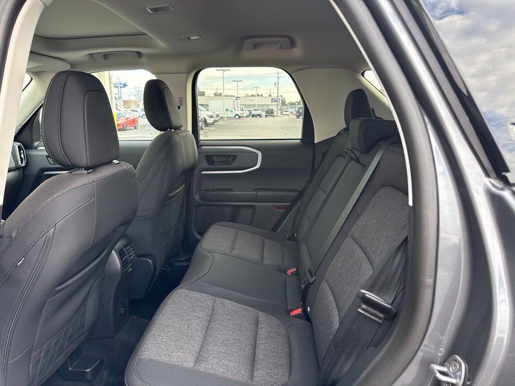 Used 2024 Ford Bronco Sport Big Bend w/ Convenience Package AWD/4WD image 6