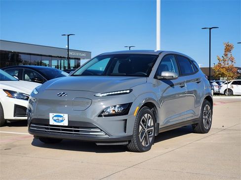 Certified 2023 Hyundai Kona SE image 2