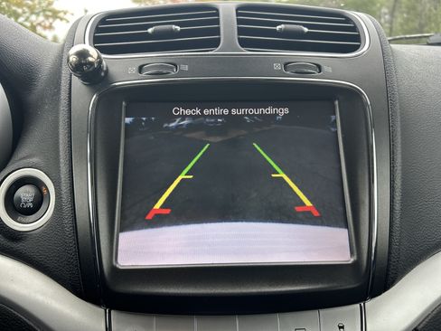 Used 2013 Dodge Journey Crew w/ Driver Convenience Group AWD/4WD image 19
