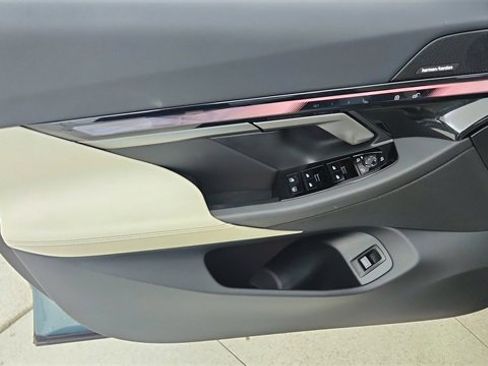 Used 2026 BMW 540i xDrive image 36