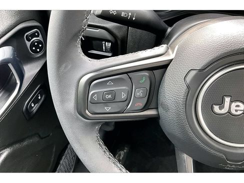 Used 2026 Jeep Gladiator Sport AWD/4WD image 26
