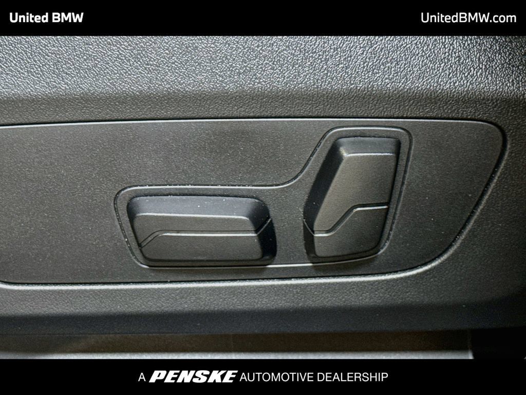 Used 2026 BMW X2 xDrive28i w/ Technology Package AWD/4WD image 4