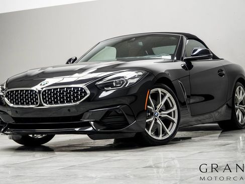Used 2019 BMW Z4 sDrive30i w/ Premium Package image 2