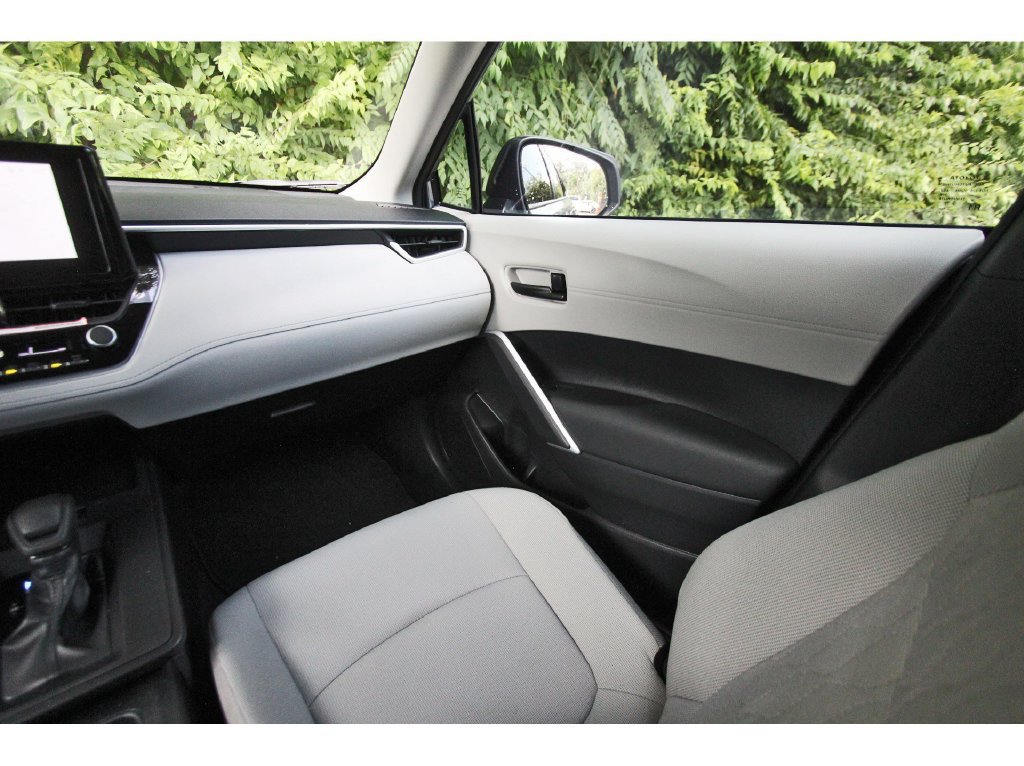 Used 2026 Toyota Corolla Cross L FWD image 9