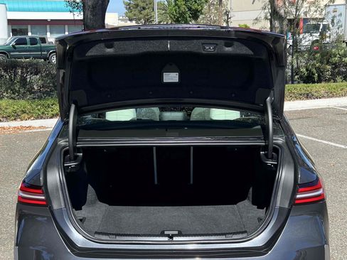 Used 2024 BMW i5 eDrive40i RWD image 89