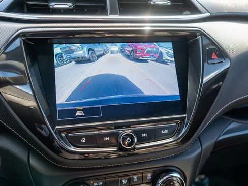 Used 2022 Chevrolet TrailBlazer ACTIV w/ Sun and Liftgate Package FWD image 26