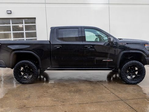 Used 2023 GMC Sierra 1500 AT4X w/ AT4X AEV Edition image 11