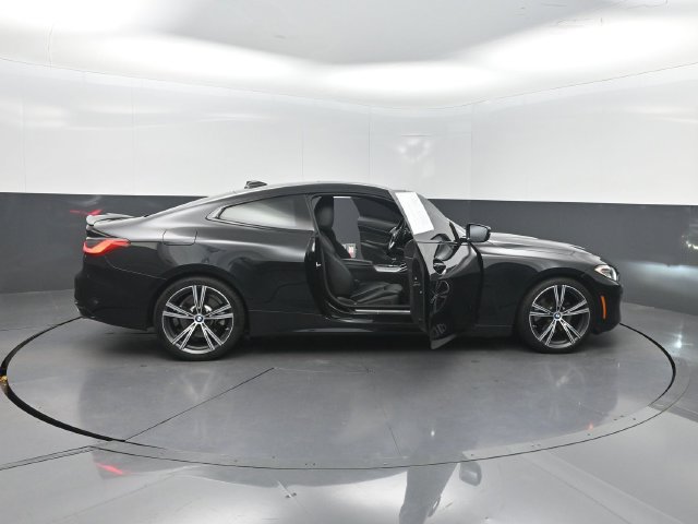 Used 2021 BMW 430i Coupe w/ Premium Package RWD image 30