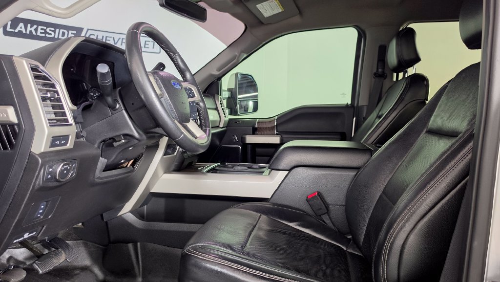 Used 2017 Ford F350 Lariat w/ Chrome Package AWD/4WD image 16