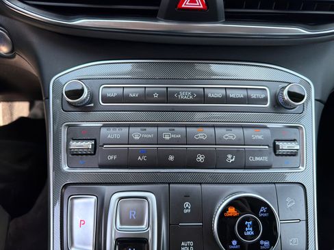 Certified 2023 Hyundai Santa Fe SEL w/ Premium Package image 31