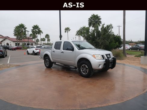 Used 2016 Nissan Frontier Desert Runner image 1