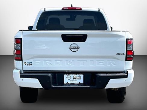 Certified 2025 Nissan Frontier SV AWD/4WD image 3