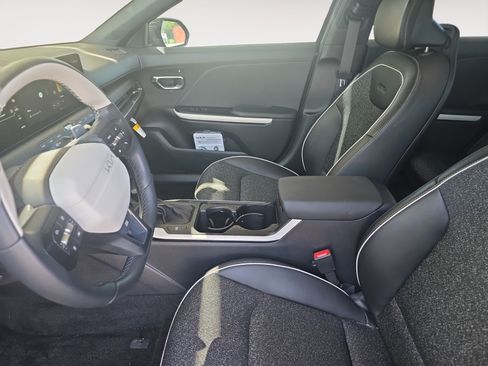 Certified 2025 Kia K4 GT-Line FWD image 21