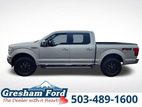 Used 2018 Ford F150 Lariat w/ Equipment Group 502A Luxury AWD/4WD image 3
