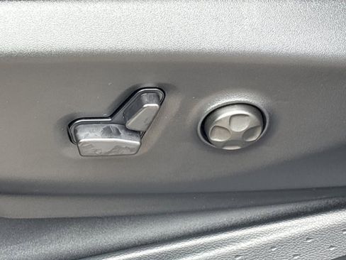 New 2026 Chrysler Pacifica Select image 20