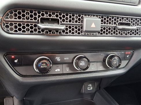 Used 2023 Honda HR-V Sport image 15