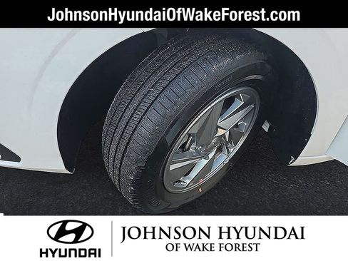 New 2026 Hyundai Elantra SE FWD image 42