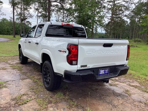 New 2026 Chevrolet Colorado W/T w/ Advanced Trailering Package AWD/4WD image 3