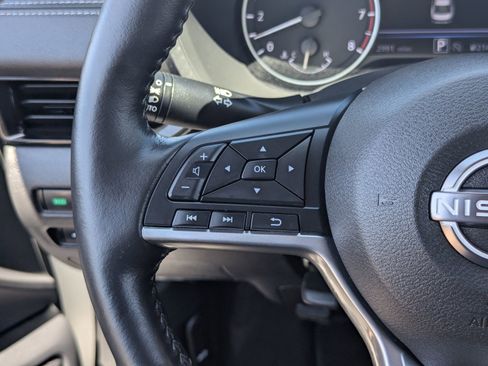 Certified 2025 Nissan Sentra SV w/ All-Weather Package FWD image 23