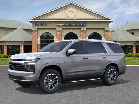 New 2026 Chevrolet Tahoe LS image 3