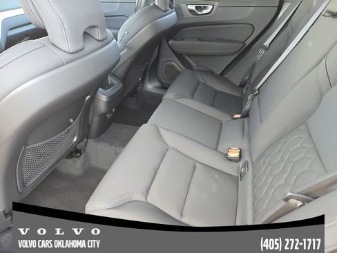 New 2026 Volvo XC60 B5 Plus w/ Protection Package Premier AWD/4WD image 29