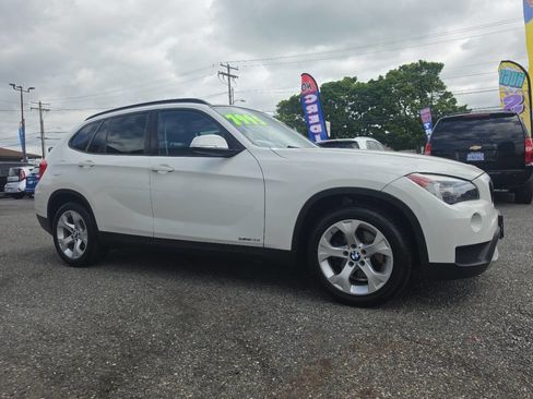 Used 2013 BMW X1 sDrive28i RWD image 3