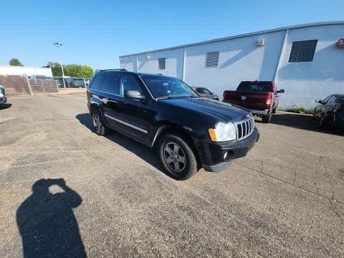 Used 2007 Jeep Grand Cherokee Limited w/ Trailer Tow Group IV AWD/4WD image 8